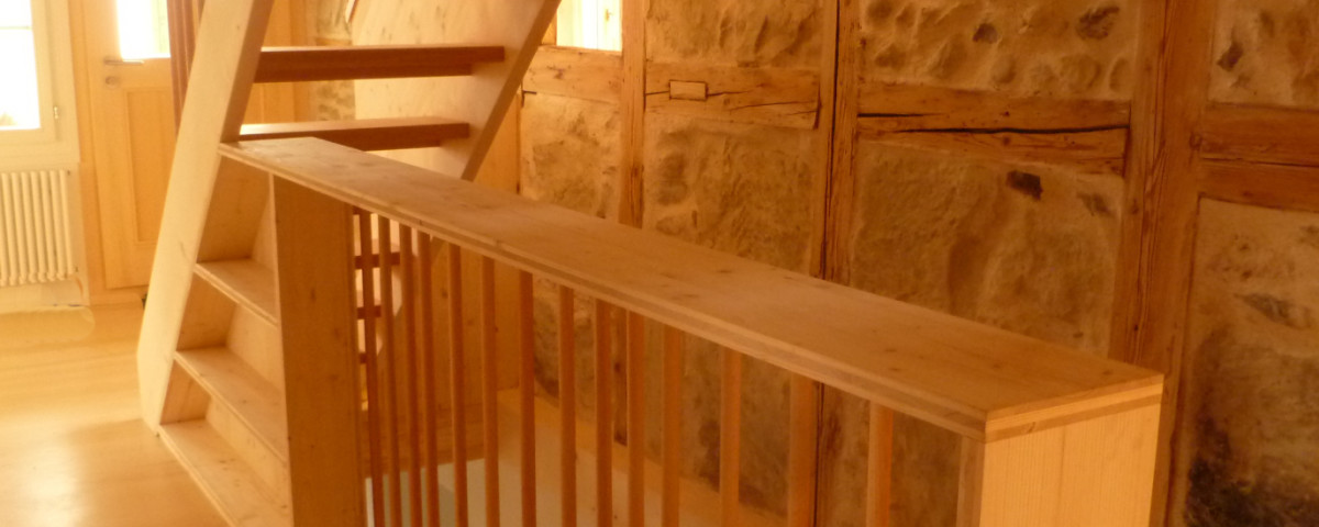 Treppen mit integriertem Gestell